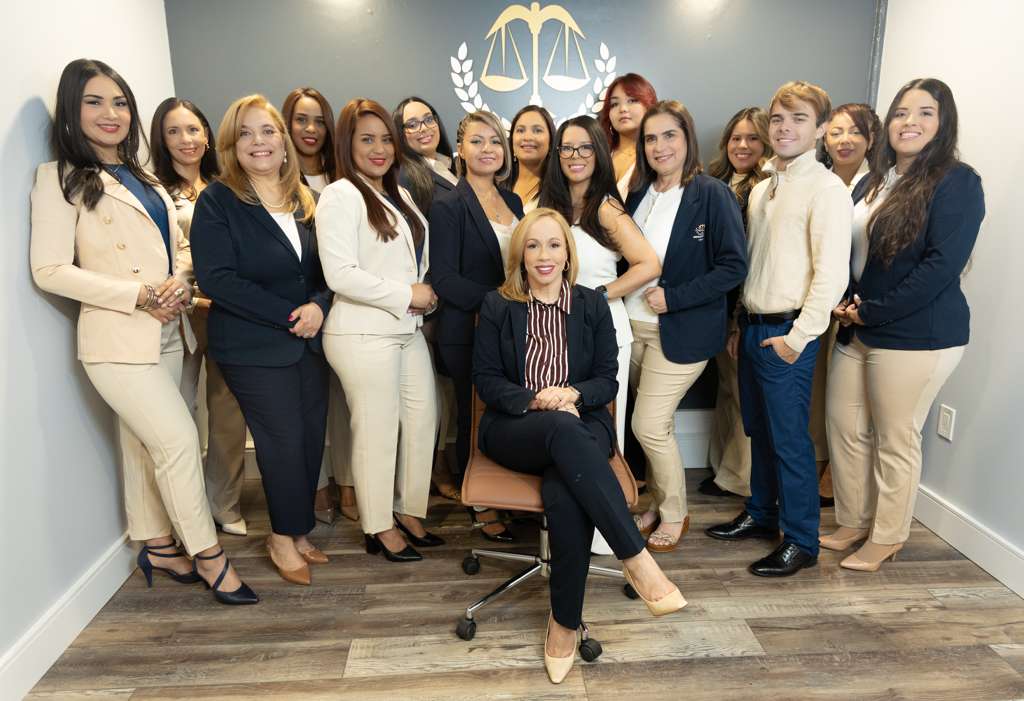 El equipo de Immigration Law Office of Carmen Bello
